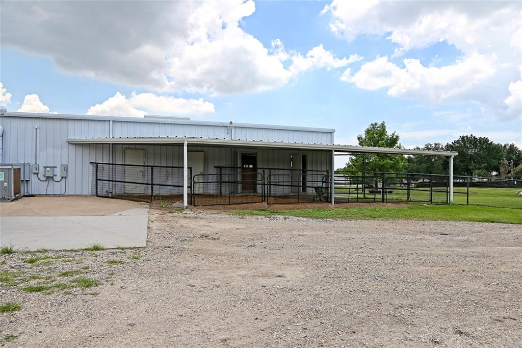 10431 1 N P Avenue Street, La Porte, Texas 77571, 3 Bedrooms Bedrooms, 7 Rooms Rooms,2 BathroomsBathrooms,Single-family,For Sale,N P Avenue,84878479