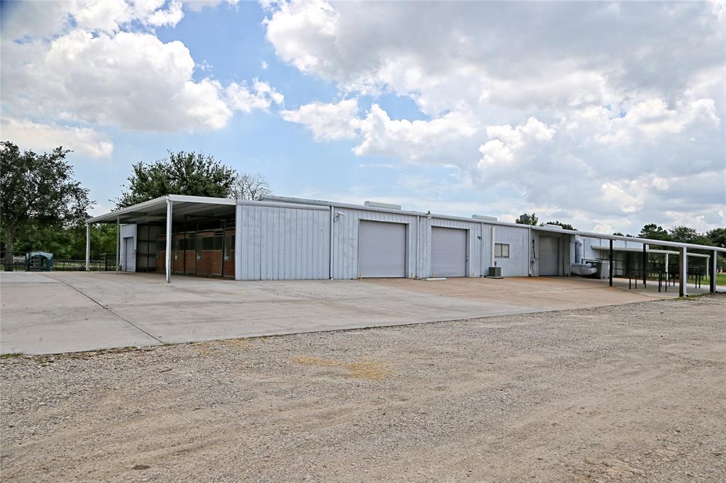 10431 1 N P Avenue Street, La Porte, Texas 77571, 3 Bedrooms Bedrooms, 7 Rooms Rooms,2 BathroomsBathrooms,Single-family,For Sale,N P Avenue,84878479
