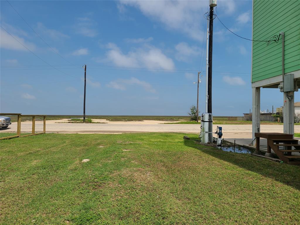 2924 Fm 2031 Beach Road, Matagorda, TX 77457
