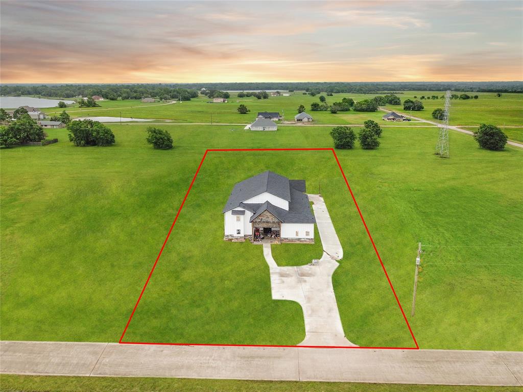 526 2 Angus Trail, Angleton, Texas 77515, 6 Bedrooms Bedrooms, 10 Rooms Rooms,3 BathroomsBathrooms,Single-family,For Sale,Angus,81451675