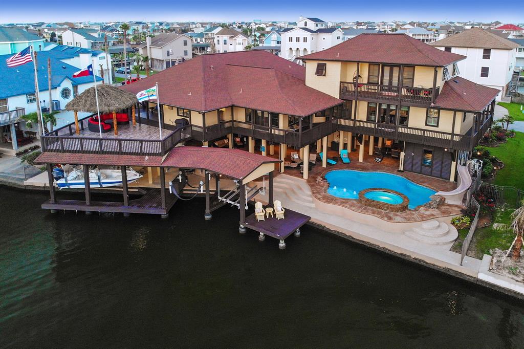 tiki-island-homes-for-sale-galveston-tx