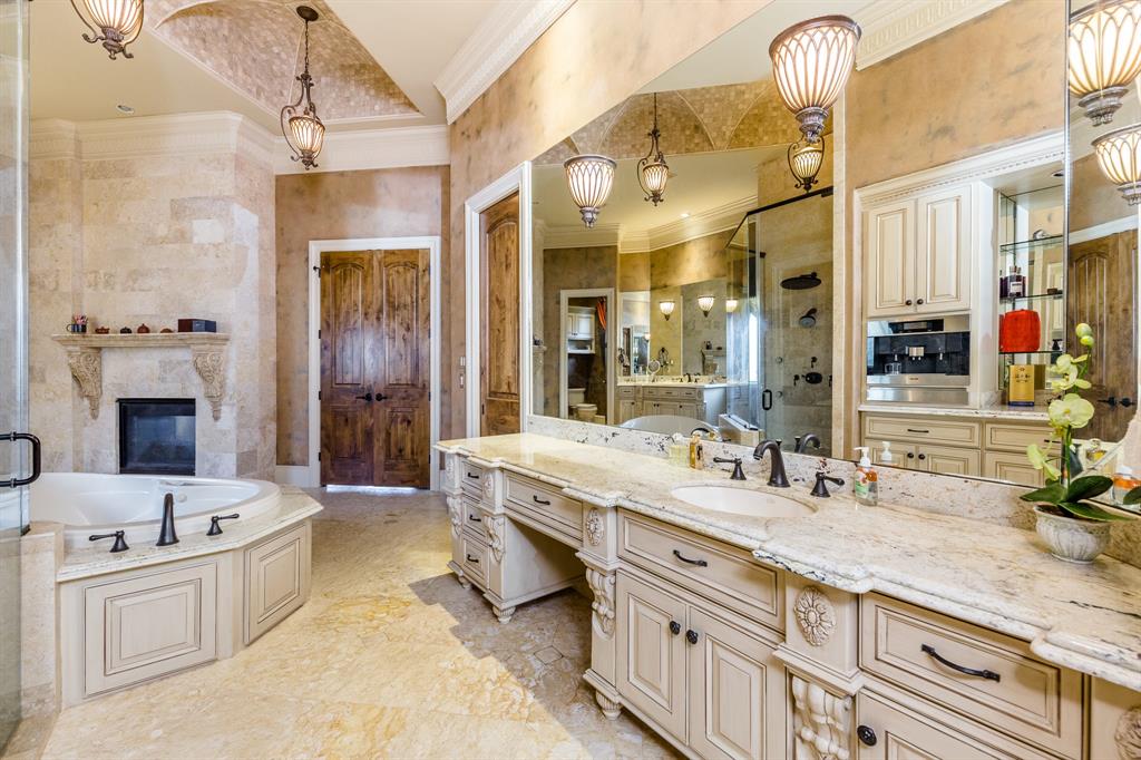 28 2 Miramar Heights Circle, Sugar Land, Texas 77479, 5 Bedrooms Bedrooms, 13 Rooms Rooms,6 BathroomsBathrooms,Single-family,For Sale,Miramar Heights,3022043