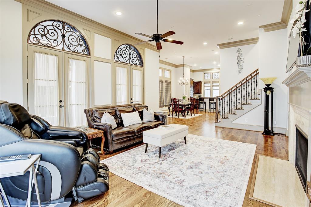 1307 4 Rosedale Street, Houston, Texas 77004, 3 Bedrooms Bedrooms, 9 Rooms Rooms,4 BathroomsBathrooms,Townhouse/condo,For Sale,Rosedale,66048480