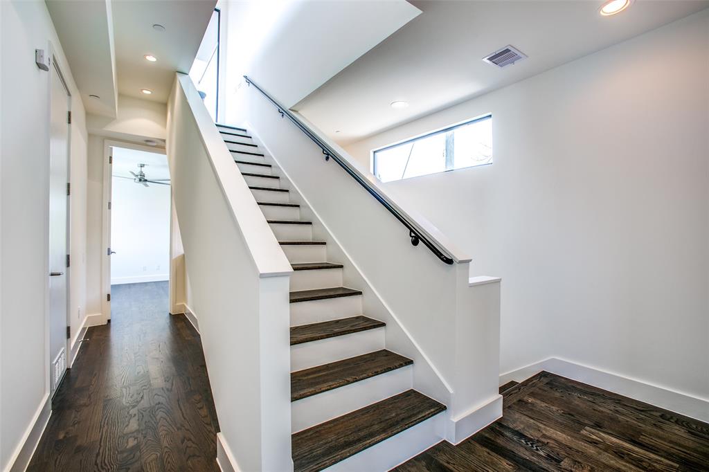 6505 4 Taggart Street, Houston, Texas 77007, 3 Bedrooms Bedrooms, 7 Rooms Rooms,4 BathroomsBathrooms,Single-family,For Sale,Taggart,53080154