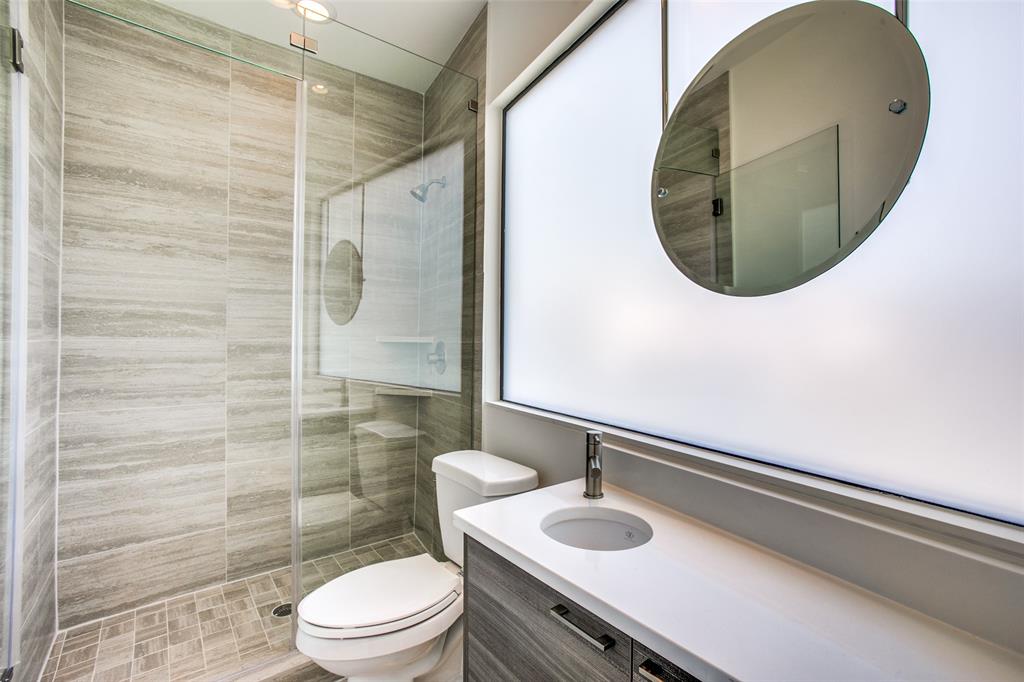 6505 4 Taggart Street, Houston, Texas 77007, 3 Bedrooms Bedrooms, 7 Rooms Rooms,4 BathroomsBathrooms,Single-family,For Sale,Taggart,53080154