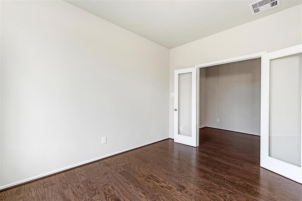 2003 1 Oak Leaf Court, Manvel, Texas 77578, 4 Bedrooms Bedrooms, 7 Rooms Rooms,3 BathroomsBathrooms,Single-family,For Sale,Oak Leaf,86887025