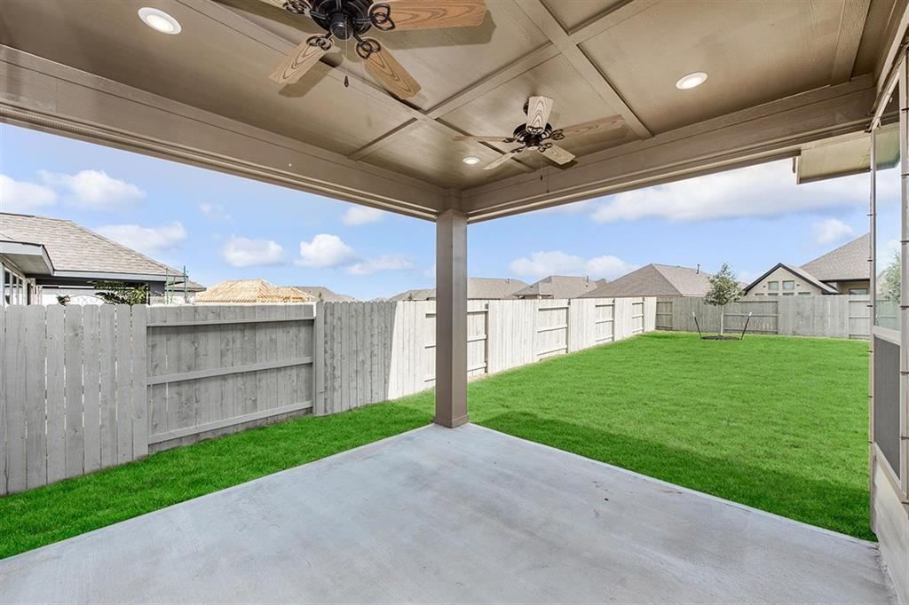 4727 1 Crest Hill Drive, Manvel, Texas 77578, 4 Bedrooms Bedrooms, 6 Rooms Rooms,2 BathroomsBathrooms,Single-family,For Sale,Crest Hill,56234175