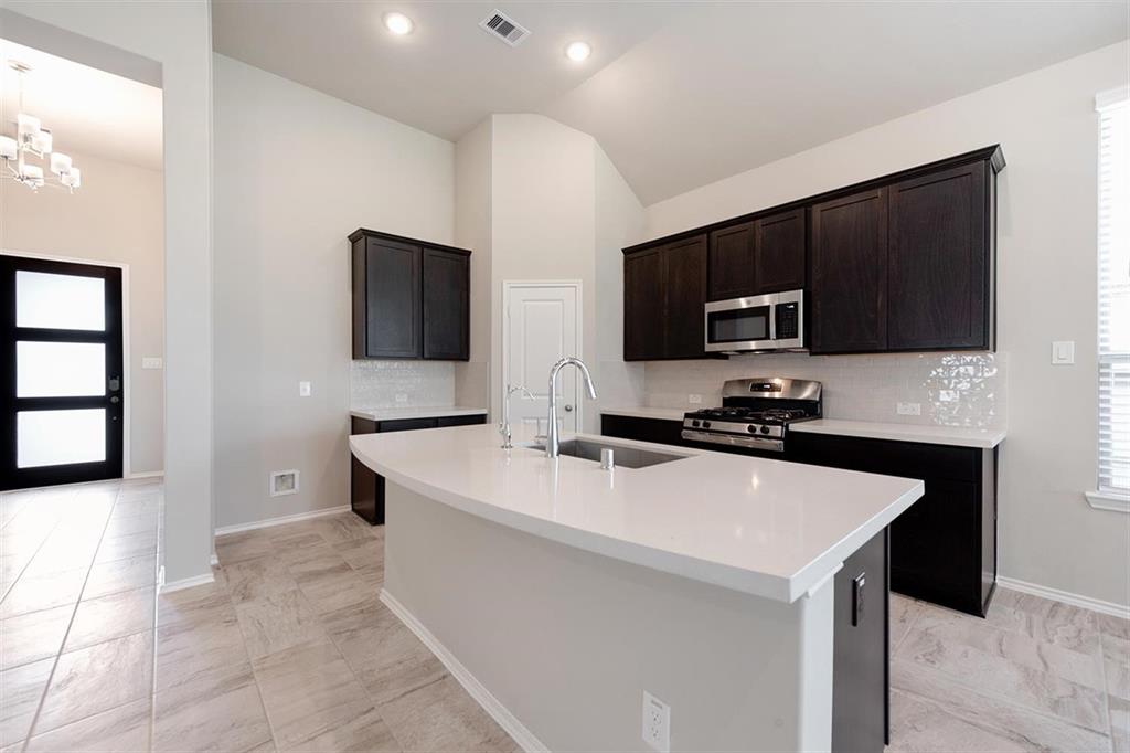 4727 1 Crest Hill Drive, Manvel, Texas 77578, 4 Bedrooms Bedrooms, 6 Rooms Rooms,2 BathroomsBathrooms,Single-family,For Sale,Crest Hill,56234175