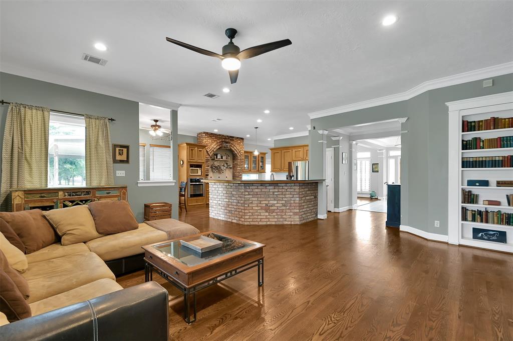 30510 2 Sugar Bend Drive, Magnolia, Texas 77355, 3 Bedrooms Bedrooms, 8 Rooms Rooms,3 BathroomsBathrooms,Country Homes/acreage,For Sale,Sugar Bend,56283782