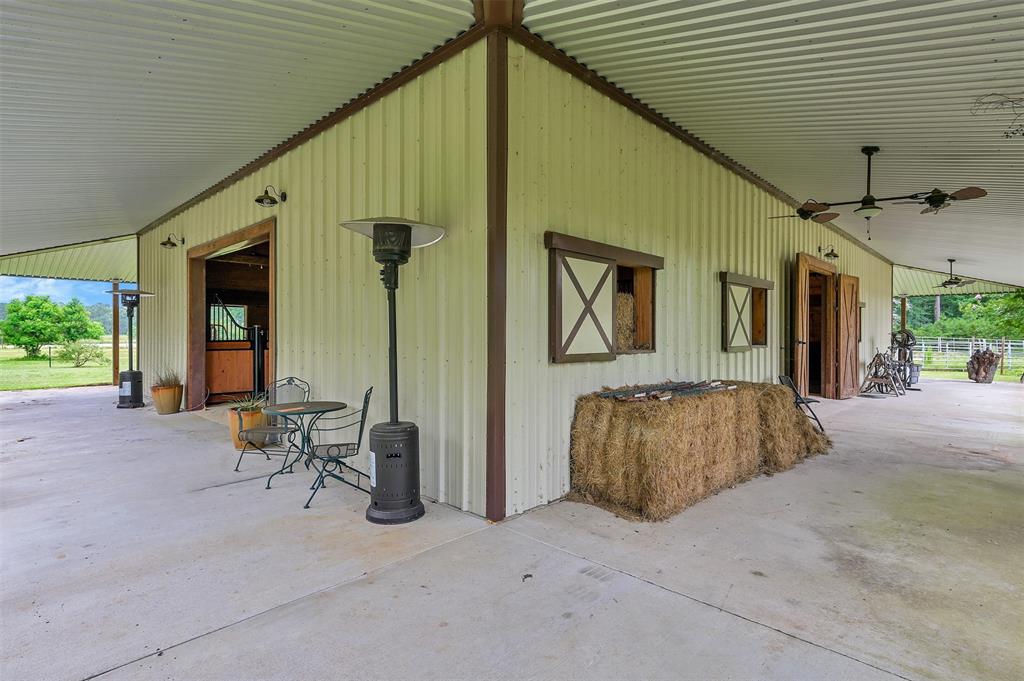 30510 2 Sugar Bend Drive, Magnolia, Texas 77355, 3 Bedrooms Bedrooms, 8 Rooms Rooms,3 BathroomsBathrooms,Country Homes/acreage,For Sale,Sugar Bend,56283782