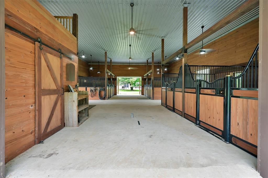 30510 2 Sugar Bend Drive, Magnolia, Texas 77355, 3 Bedrooms Bedrooms, 8 Rooms Rooms,3 BathroomsBathrooms,Country Homes/acreage,For Sale,Sugar Bend,56283782