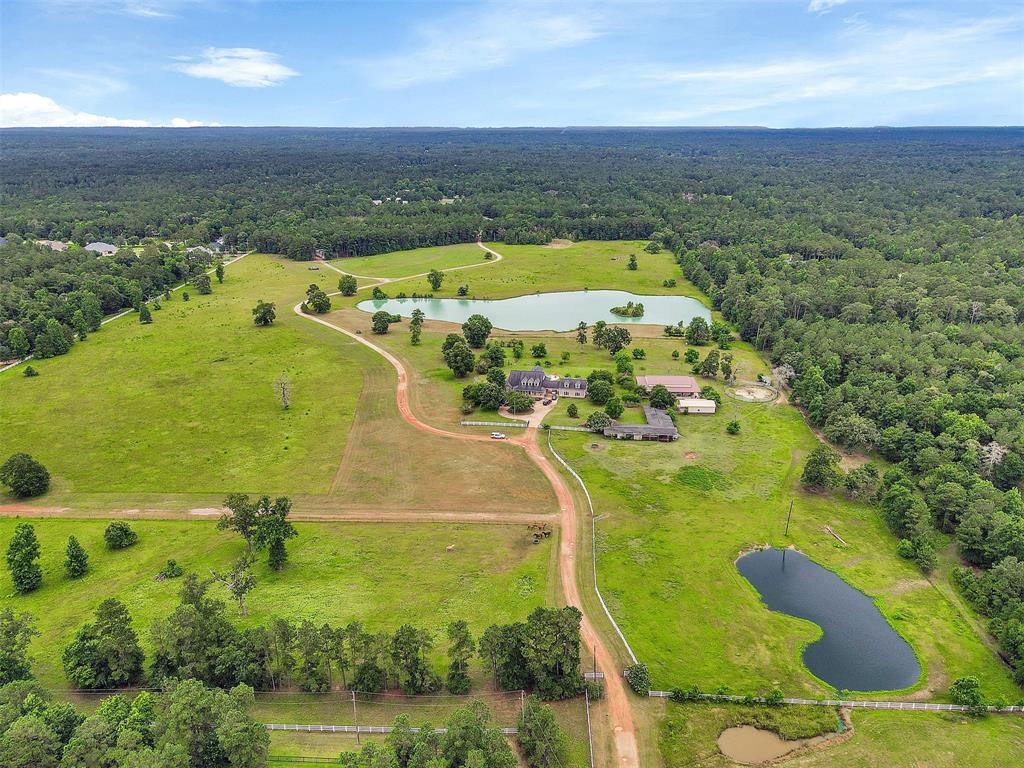 30510 2 Sugar Bend Drive, Magnolia, Texas 77355, 3 Bedrooms Bedrooms, 8 Rooms Rooms,3 BathroomsBathrooms,Country Homes/acreage,For Sale,Sugar Bend,56283782