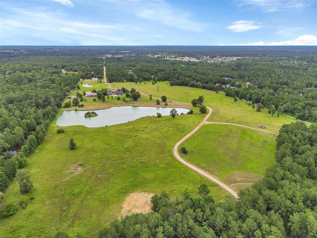 30510 2 Sugar Bend Drive, Magnolia, Texas 77355, 3 Bedrooms Bedrooms, 8 Rooms Rooms,3 BathroomsBathrooms,Country Homes/acreage,For Sale,Sugar Bend,56283782