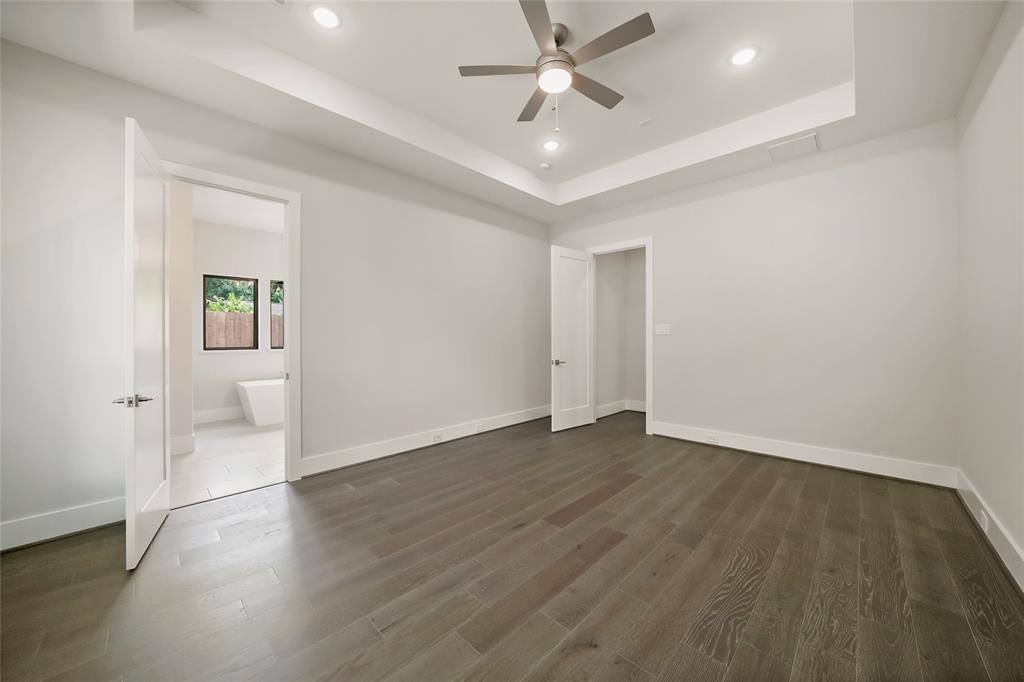 1957 2 Glosridge Drive, Houston, Texas 77055, 4 Bedrooms Bedrooms, 8 Rooms Rooms,4 BathroomsBathrooms,Single-family,For Sale,Glosridge,70918415