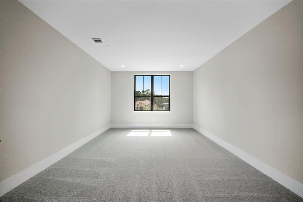 1957 2 Glosridge Drive, Houston, Texas 77055, 4 Bedrooms Bedrooms, 8 Rooms Rooms,4 BathroomsBathrooms,Single-family,For Sale,Glosridge,70918415