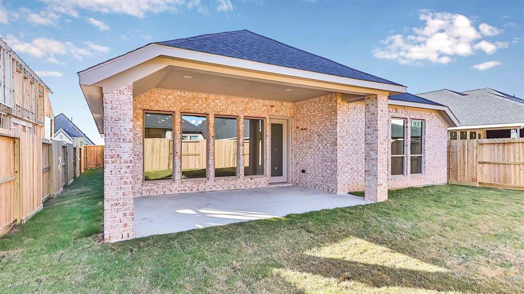 4119 1 Maple Glen Drive, Fulshear, Texas 77441, 4 Bedrooms Bedrooms, 7 Rooms Rooms,3 BathroomsBathrooms,Single-family,For Sale,Maple Glen,10284850