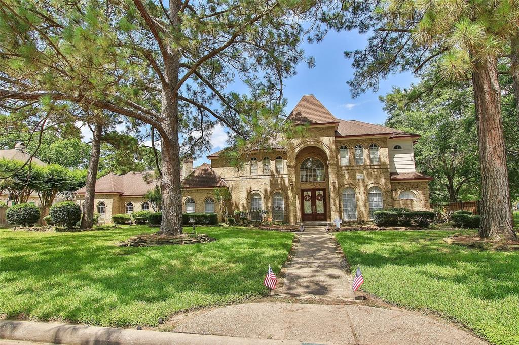 1710 Scenic Shore DR, Kingwood, TX 77345