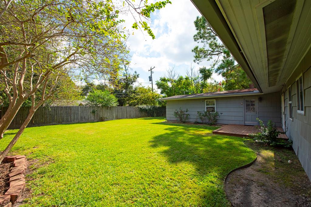 8627 1 McAvoy Drive, Houston, Texas 77074, 3 Bedrooms Bedrooms, 8 Rooms Rooms,2 BathroomsBathrooms,Single-family,For Sale,McAvoy,9669433