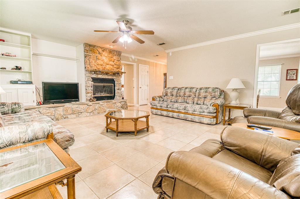 6131 1 Fenske Lane, Needville, Texas 77461, 3 Bedrooms Bedrooms, 13 Rooms Rooms,2 BathroomsBathrooms,Single-family,For Sale,Fenske,73534639