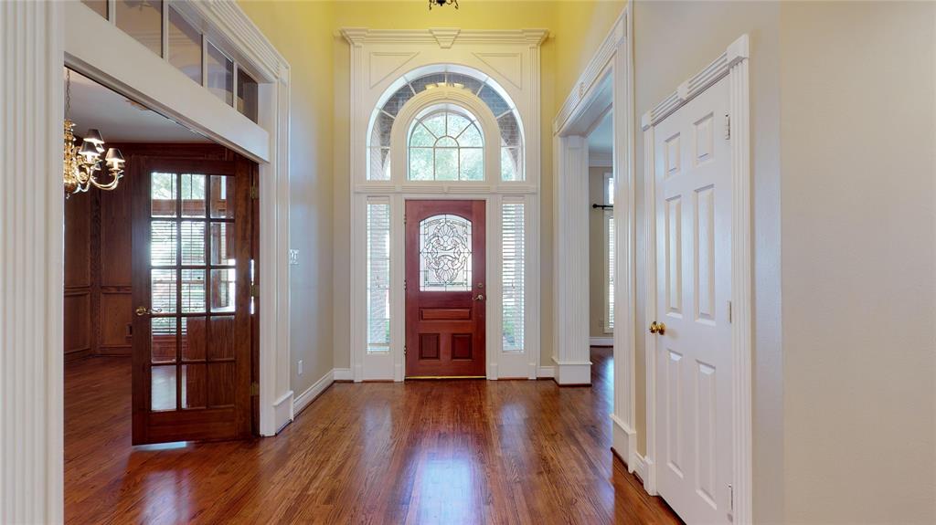 9307 2 Shady Lane Circle, Houston, Texas 77063, 4 Bedrooms Bedrooms, 12 Rooms Rooms,3 BathroomsBathrooms,Single-family,For Sale,Shady Lane,80929847