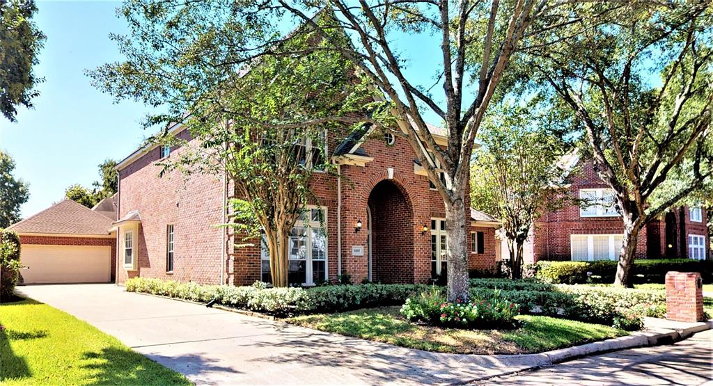 9307 2 Shady Lane Circle, Houston, Texas 77063, 4 Bedrooms Bedrooms, 12 Rooms Rooms,3 BathroomsBathrooms,Single-family,For Sale,Shady Lane,80929847