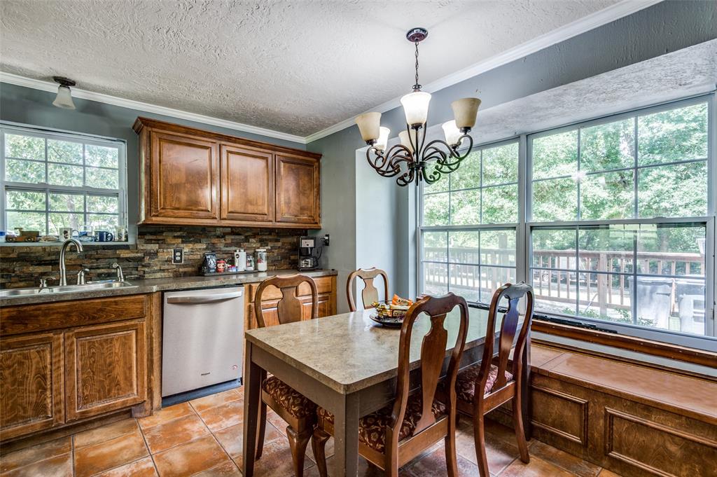6016 3 Teas Nursery Road, Conroe, Texas 77304, 3 Bedrooms Bedrooms, 12 Rooms Rooms,2 BathroomsBathrooms,Country Homes/acreage,For Sale,Teas Nursery,87301030