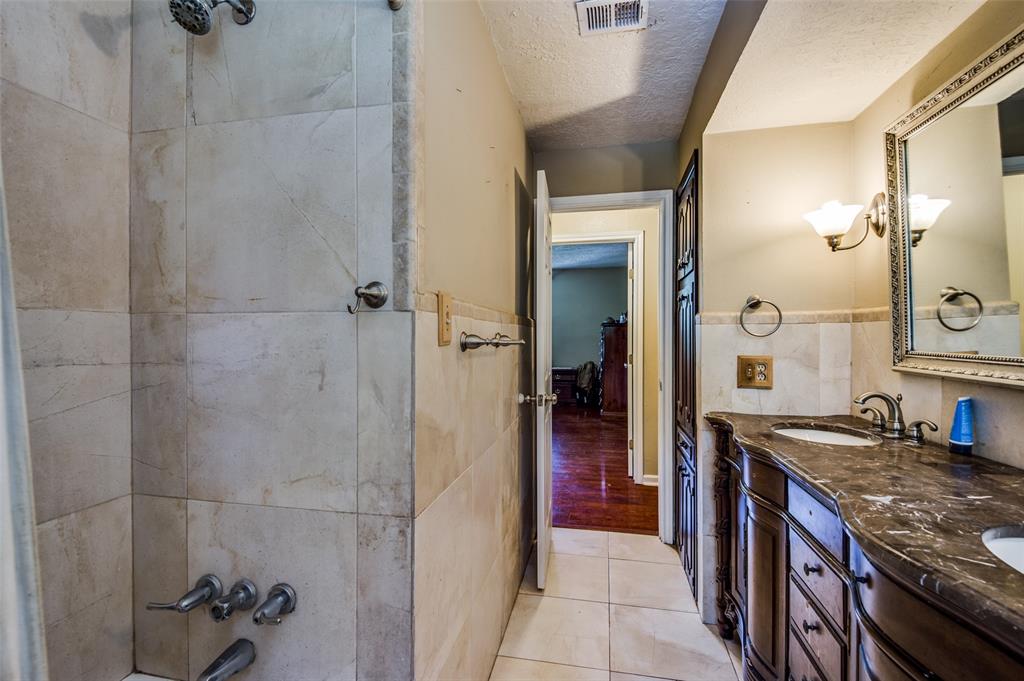 6016 3 Teas Nursery Road, Conroe, Texas 77304, 3 Bedrooms Bedrooms, 12 Rooms Rooms,2 BathroomsBathrooms,Country Homes/acreage,For Sale,Teas Nursery,87301030