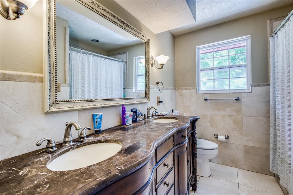 6016 3 Teas Nursery Road, Conroe, Texas 77304, 3 Bedrooms Bedrooms, 12 Rooms Rooms,2 BathroomsBathrooms,Country Homes/acreage,For Sale,Teas Nursery,87301030