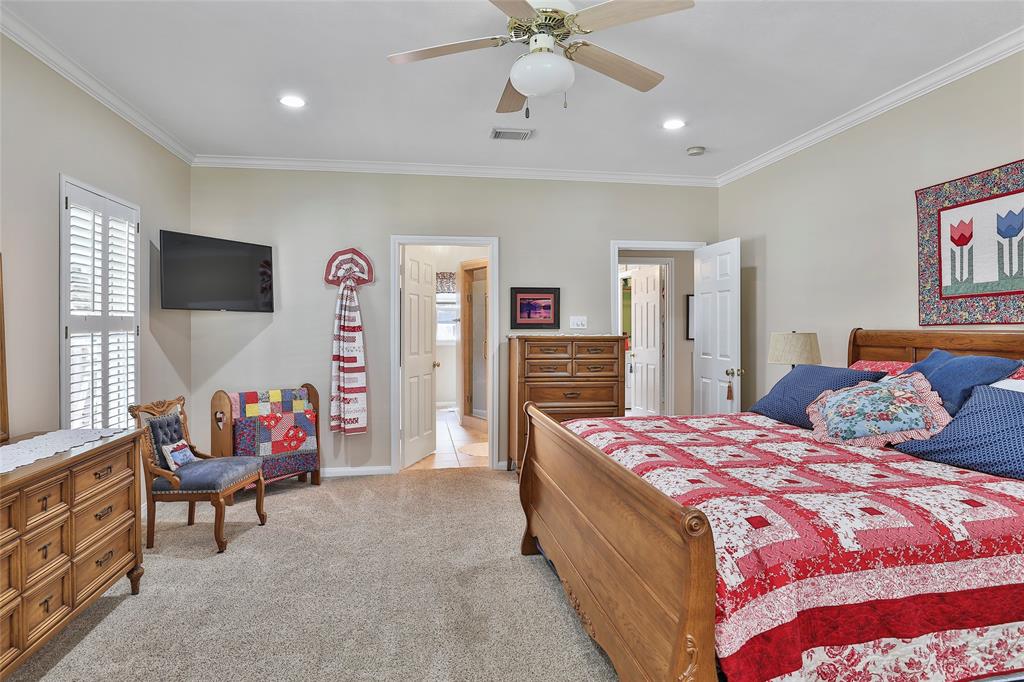 111 2 4th Street, Sugar Land, Texas 77498, 3 Bedrooms Bedrooms, 6 Rooms Rooms,2 BathroomsBathrooms,Single-family,For Sale,4th,77591741
