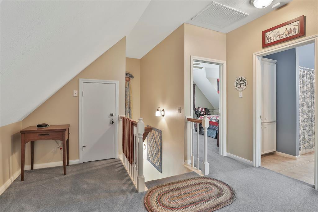 111 2 4th Street, Sugar Land, Texas 77498, 3 Bedrooms Bedrooms, 6 Rooms Rooms,2 BathroomsBathrooms,Single-family,For Sale,4th,77591741