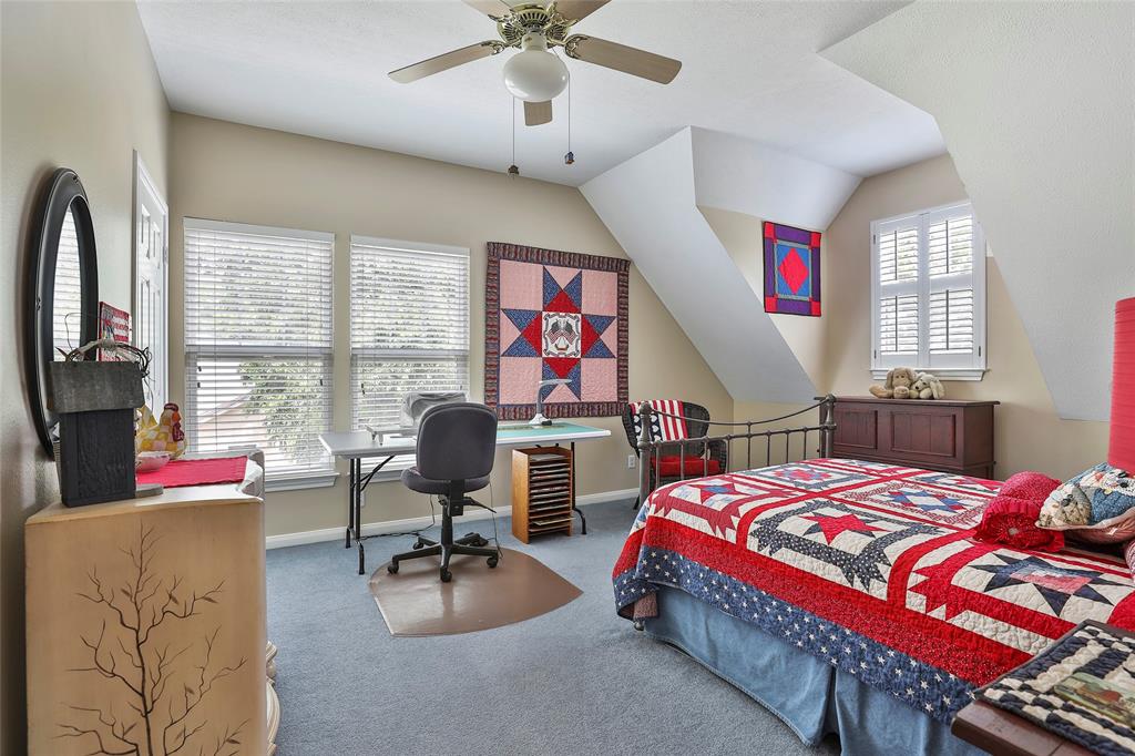111 2 4th Street, Sugar Land, Texas 77498, 3 Bedrooms Bedrooms, 6 Rooms Rooms,2 BathroomsBathrooms,Single-family,For Sale,4th,77591741