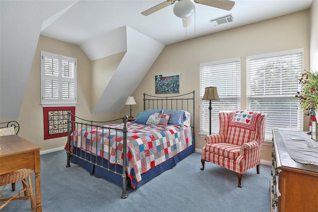 111 2 4th Street, Sugar Land, Texas 77498, 3 Bedrooms Bedrooms, 6 Rooms Rooms,2 BathroomsBathrooms,Single-family,For Sale,4th,77591741