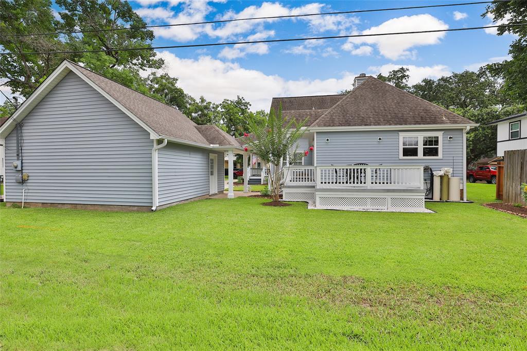 111 2 4th Street, Sugar Land, Texas 77498, 3 Bedrooms Bedrooms, 6 Rooms Rooms,2 BathroomsBathrooms,Single-family,For Sale,4th,77591741