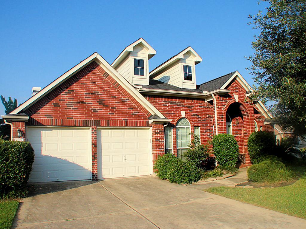 10619 Maidstone Manor Court Spring, Texas Fantastic Plantation home with many recent updates just a short walk from the neighborhood pool. Wood and tile flooring throughout home, recent interior paint, and much more. Fantastic covered patio with plenty of backyard space. Island kitchen with corian c-tops, breakfast bar, refrigerator, and planning desk. Spacious living room with corner fireplace. XL master suite, master bath w/ his/hers sinks, garden tub, and separate shower. Study w/ french doors. This home has it all!