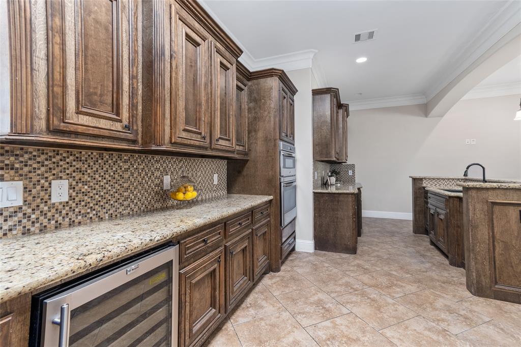13635 1 Reeveston Road, Houston, Texas 77039, 5 Bedrooms Bedrooms, 9 Rooms Rooms,3 BathroomsBathrooms,Single-family,For Sale,Reeveston,66013237