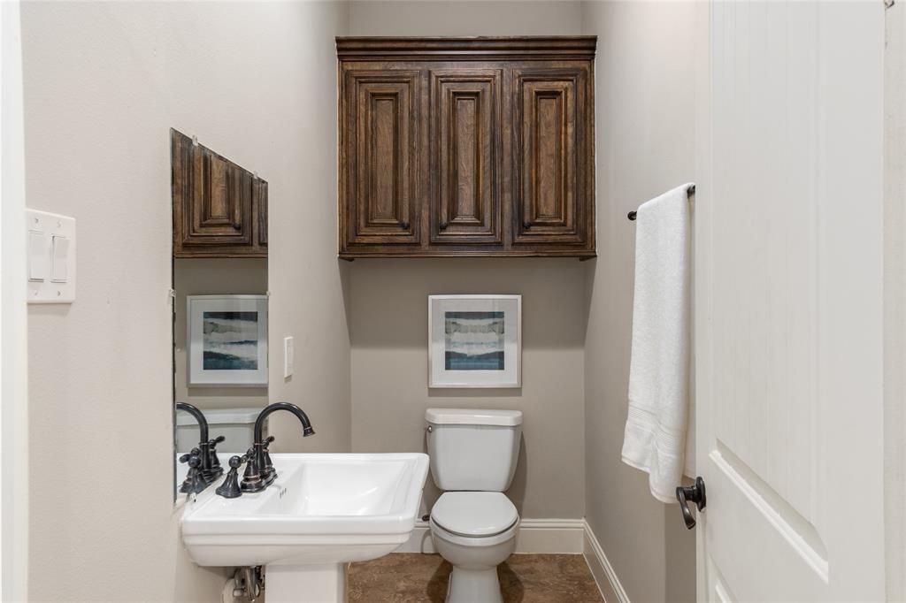 13635 1 Reeveston Road, Houston, Texas 77039, 5 Bedrooms Bedrooms, 9 Rooms Rooms,3 BathroomsBathrooms,Single-family,For Sale,Reeveston,66013237