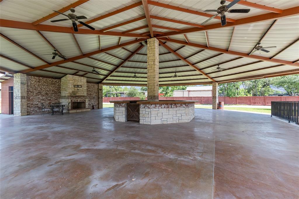 13635 1 Reeveston Road, Houston, Texas 77039, 5 Bedrooms Bedrooms, 9 Rooms Rooms,3 BathroomsBathrooms,Single-family,For Sale,Reeveston,66013237