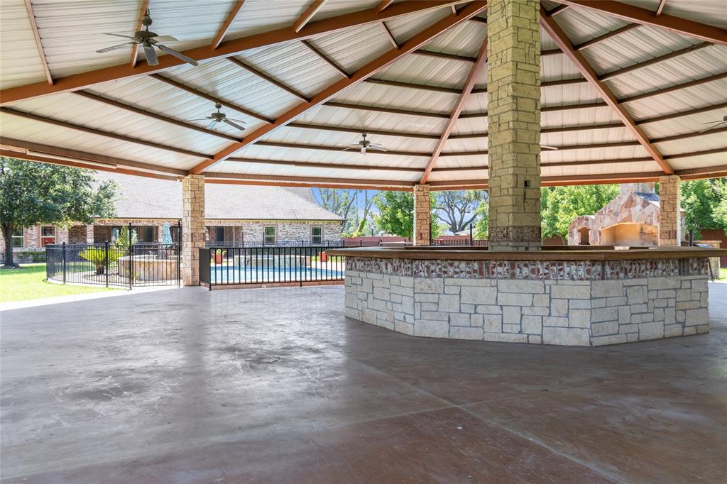 13635 1 Reeveston Road, Houston, Texas 77039, 5 Bedrooms Bedrooms, 9 Rooms Rooms,3 BathroomsBathrooms,Single-family,For Sale,Reeveston,66013237