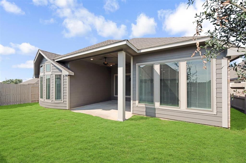 4510 1 Cedar Butte Lane, Manvel, Texas 77578, 4 Bedrooms Bedrooms, 7 Rooms Rooms,3 BathroomsBathrooms,Single-family,For Sale,Cedar Butte,76717269