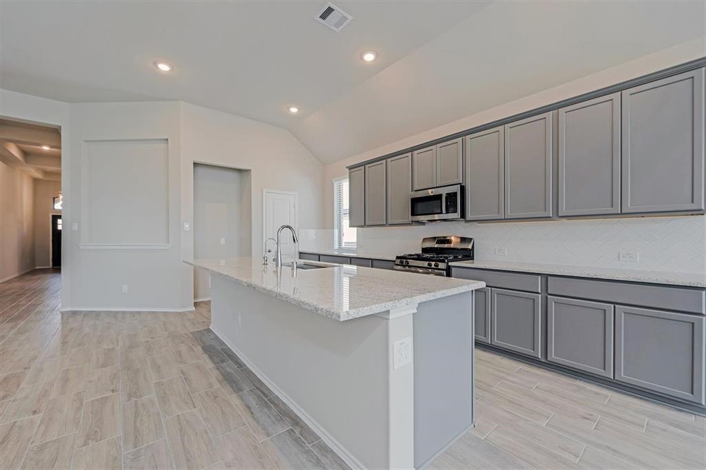 4510 1 Cedar Butte Lane, Manvel, Texas 77578, 4 Bedrooms Bedrooms, 7 Rooms Rooms,3 BathroomsBathrooms,Single-family,For Sale,Cedar Butte,76717269