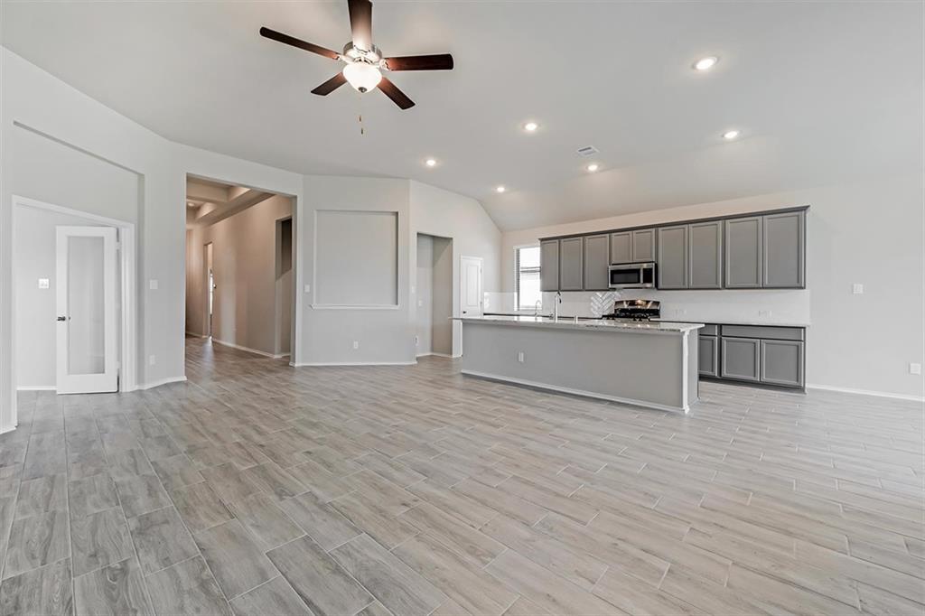 4510 1 Cedar Butte Lane, Manvel, Texas 77578, 4 Bedrooms Bedrooms, 7 Rooms Rooms,3 BathroomsBathrooms,Single-family,For Sale,Cedar Butte,76717269