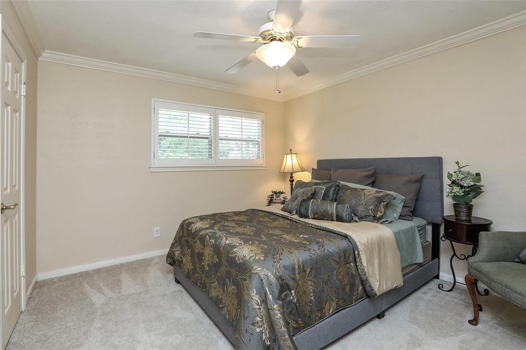 1118 2 Daria Drive, Houston, Texas 77079, 5 Bedrooms Bedrooms, 11 Rooms Rooms,3 BathroomsBathrooms,Single-family,For Sale,Daria,59253316