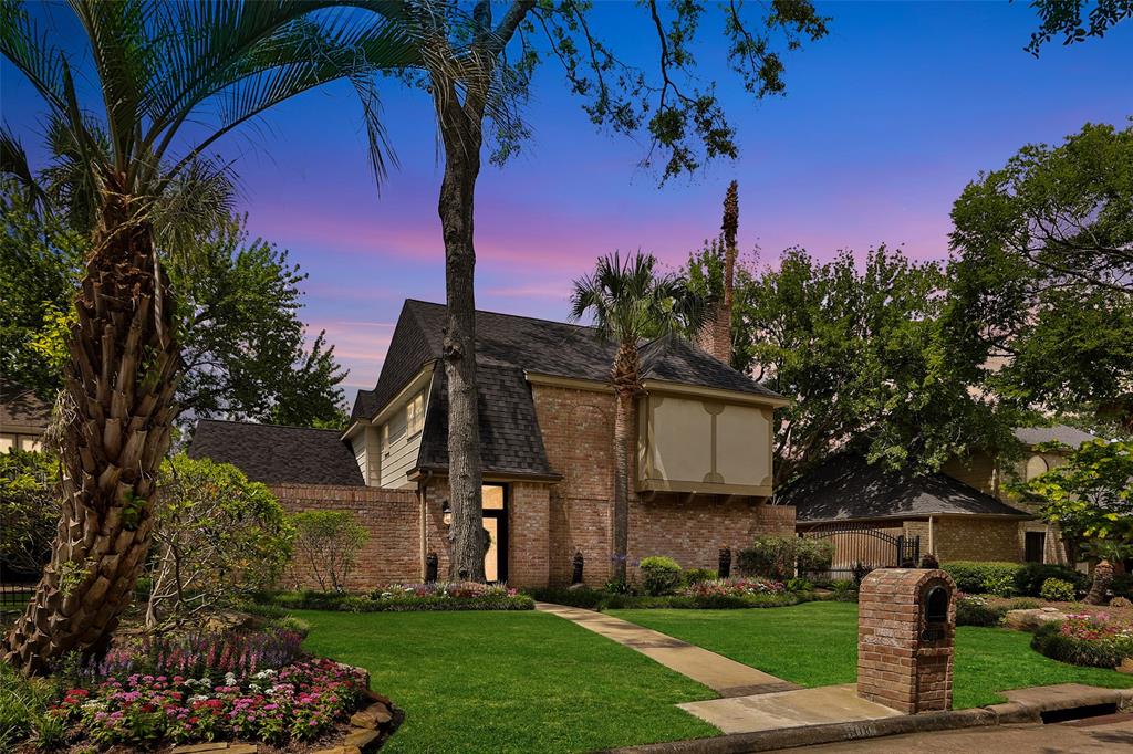 1118 2 Daria Drive, Houston, Texas 77079, 5 Bedrooms Bedrooms, 11 Rooms Rooms,3 BathroomsBathrooms,Single-family,For Sale,Daria,59253316