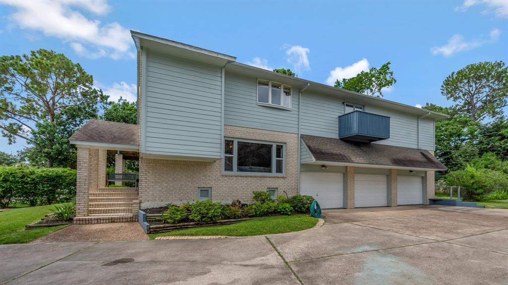 2523 2 Baycrest Drive, Houston, Texas 77058, 3 Bedrooms Bedrooms, ,2 BathroomsBathrooms,Single-family,For Sale,Baycrest,83231150