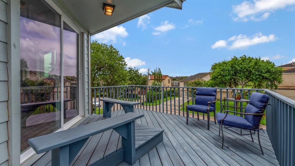 2523 2 Baycrest Drive, Houston, Texas 77058, 3 Bedrooms Bedrooms, ,2 BathroomsBathrooms,Single-family,For Sale,Baycrest,83231150