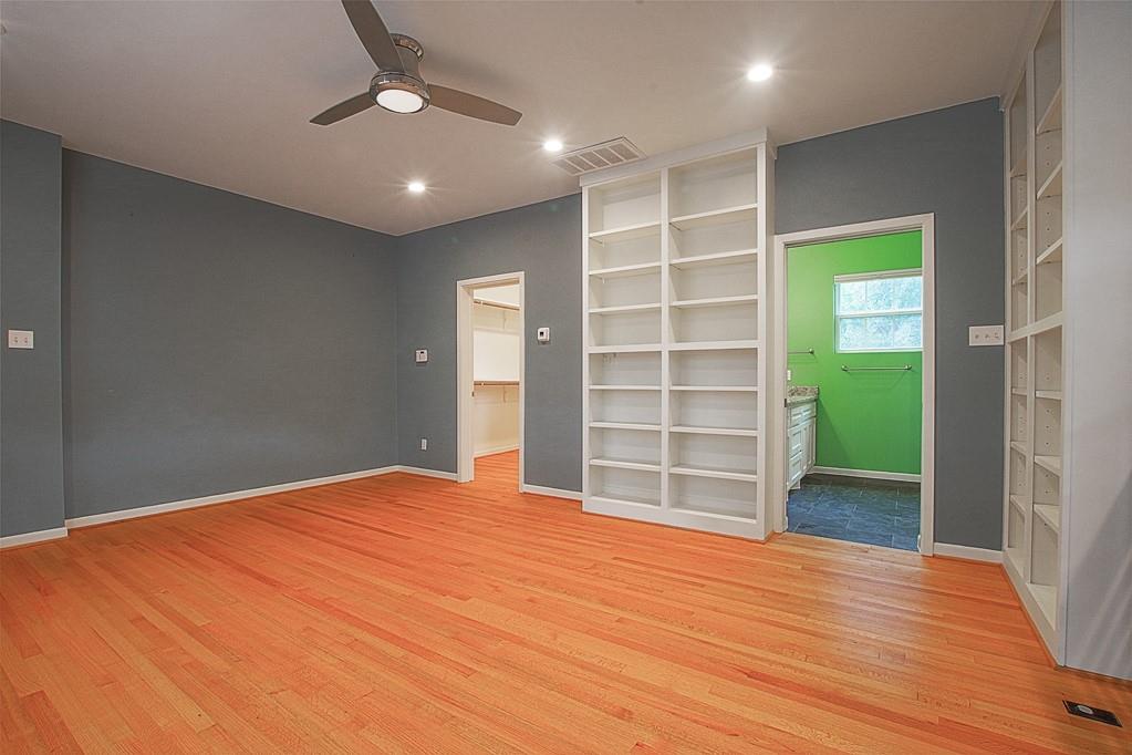 4813 2 Ella Boulevard, Houston, Texas 77018, 4 Bedrooms Bedrooms, 8 Rooms Rooms,2 BathroomsBathrooms,Single-family,For Sale,Ella,67763306