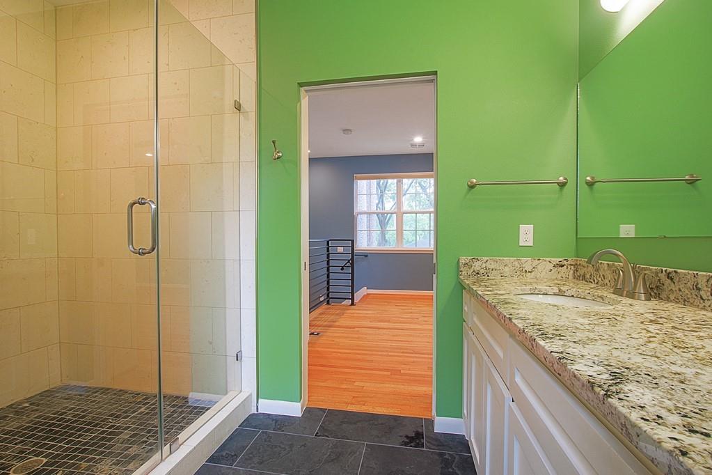 4813 2 Ella Boulevard, Houston, Texas 77018, 4 Bedrooms Bedrooms, 8 Rooms Rooms,2 BathroomsBathrooms,Single-family,For Sale,Ella,67763306