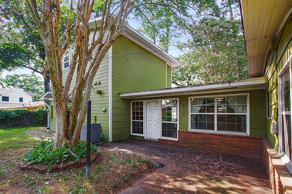 4813 2 Ella Boulevard, Houston, Texas 77018, 4 Bedrooms Bedrooms, 8 Rooms Rooms,2 BathroomsBathrooms,Single-family,For Sale,Ella,67763306