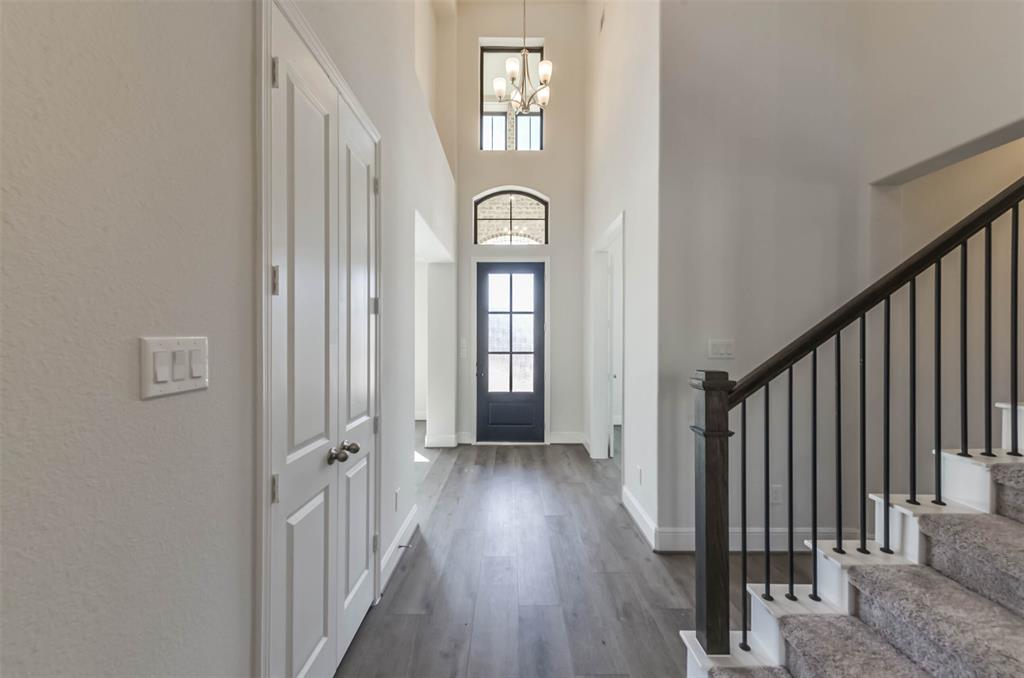 30626 2 South Creek Way, Fulshear, Texas 77441, 4 Bedrooms Bedrooms, 10 Rooms Rooms,3 BathroomsBathrooms,Single-family,For Sale,South Creek Way,88910861