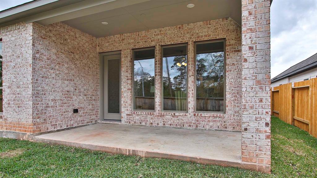 139 1 Dove Springs Court, Conroe, Texas 77304, 4 Bedrooms Bedrooms, 6 Rooms Rooms,3 BathroomsBathrooms,Single-family,For Sale,Dove Springs,93282531